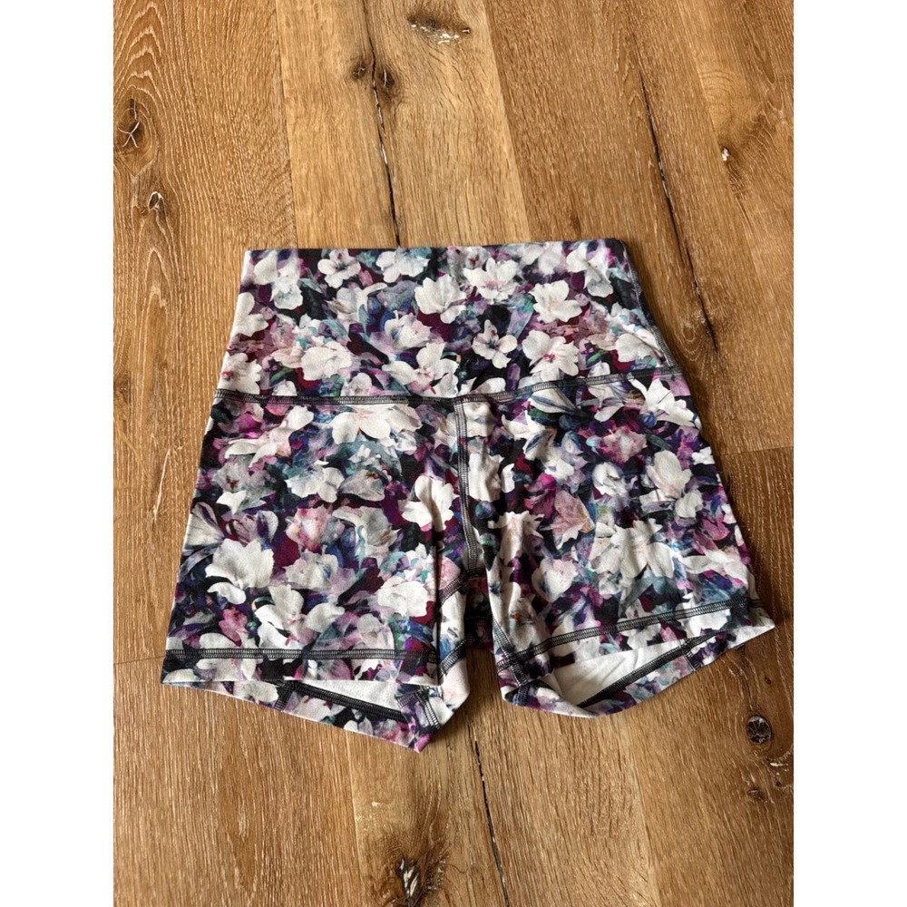 Lululemon Multi Floral Utopia Align Shorts Size 6